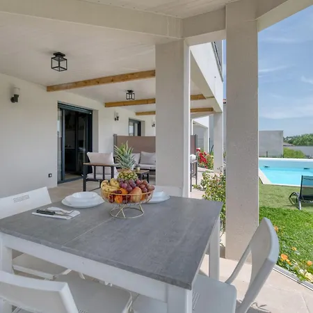 Coteaux En Vue Apartment