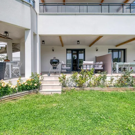 Apartment Coteaux En Vue *