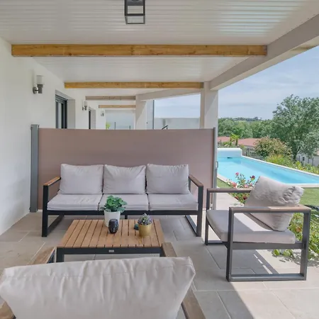 Apartment Coteaux En Vue