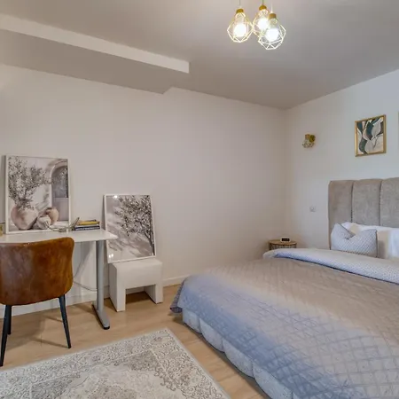 Coteaux En Vue Aureville