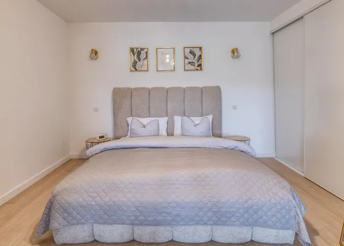 Coteaux En Vue Apartmán Aureville